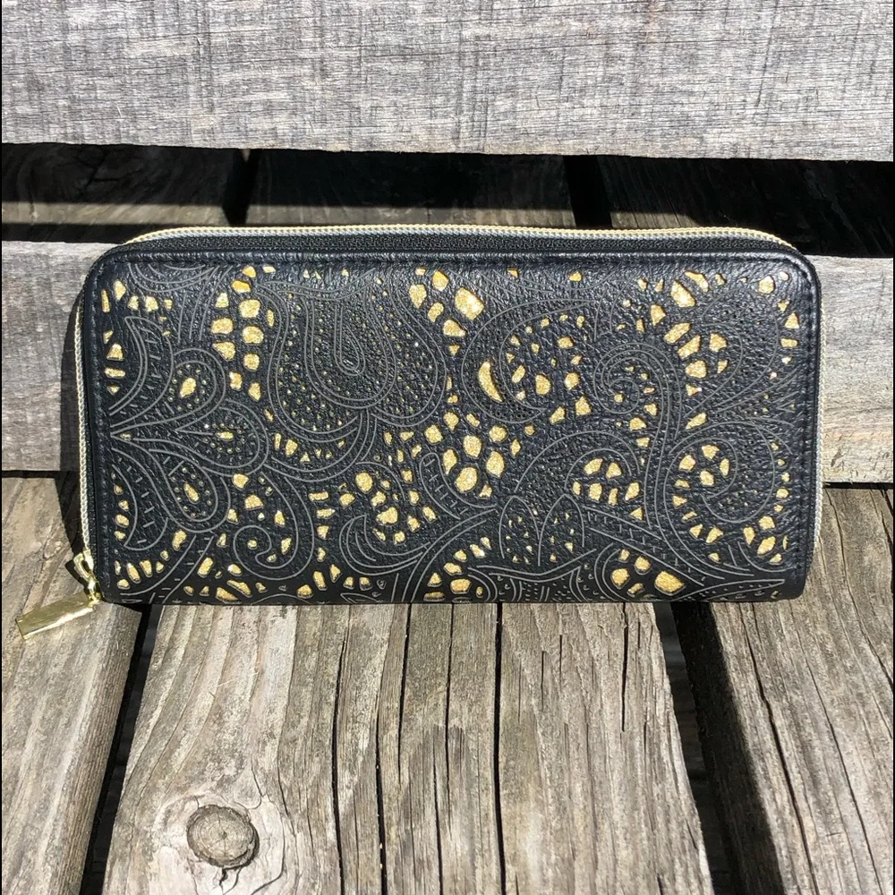 - Black Scroll Cut-Out Accordion Wallet! NEW!